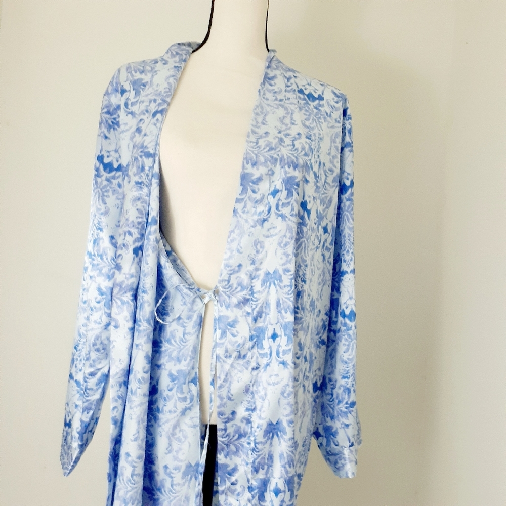 Adonna Women's Gray Floral Print Robe Sz L - Picture 2 of 7